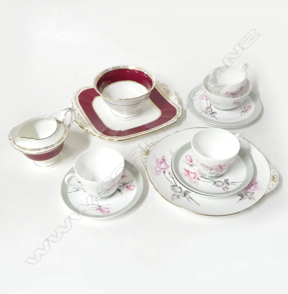 PART SHELLEY TEASET 2CSPS CAKE PLATE C/SUGAR & CAKE PLATE C/SUGAR RED PAT Image 1++