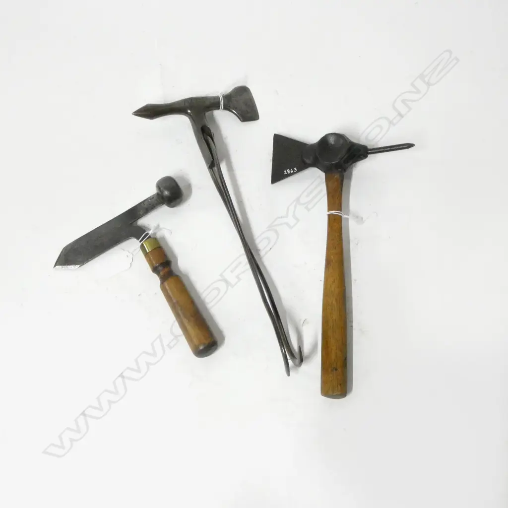 2441/1718/2863  3 VINTAGE ICE CHIPPING TOOLS L330MM LONGEST Image 1++