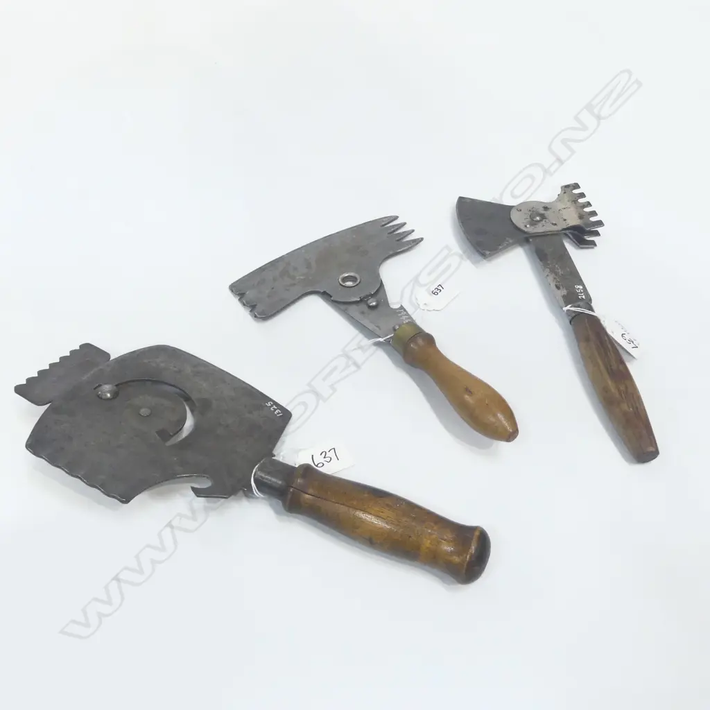(1946/1325/2158) TWO VINTAGE TENDERIZERS w. ICE SHAVER, LARGEST L.300mm Image 1++