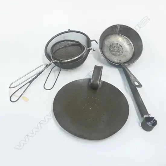 (1240/1269/20891071) 3 VINTAGE SIEVES & 3 TIN STRAINERS LARGEST L.370mm