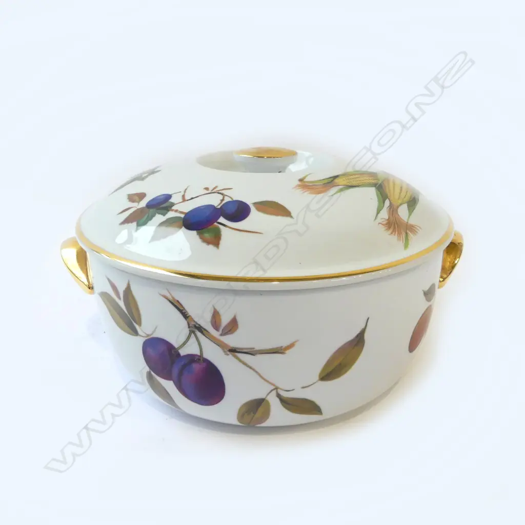 WORCESTER TUREEN Image 1++