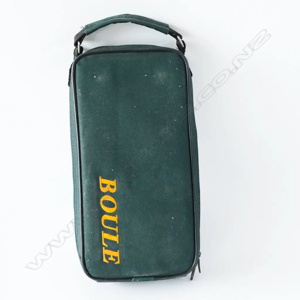 BOULE (PÉTANQUE) SET IN GREEN CANVAS CASE (COMPLETE) Image 1++