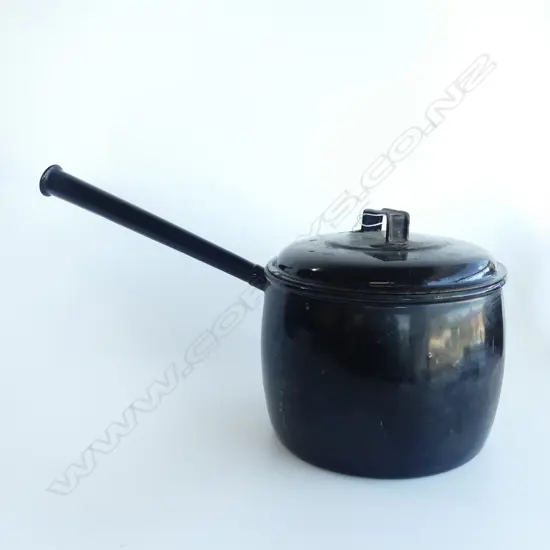 "JUDGE" BRAND 12 PINTS ENAMELED POT L.500mm