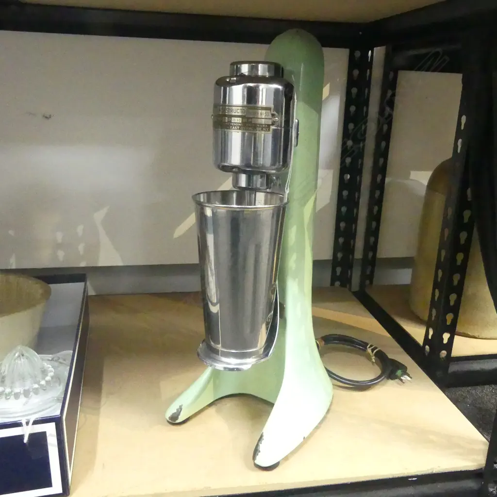 (3410) VINTAGE 1920 INDESTRUCTO '#53' MILKSHAKE MIXER & CONTAINER H.440mm Image 1++