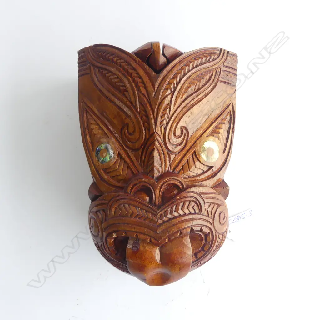 MAORI MASK CARVED WOODEN MASK PUZZLE BOX paua ring eyes. Sliding parts. L.185mm Image 1++