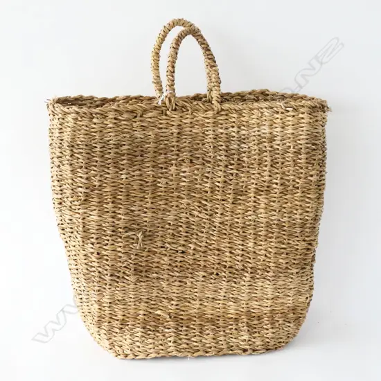 LG HANDWOVEN SEAGRASS BAG w HANDLES - LINED WITH CALICO, 540 x 560mm