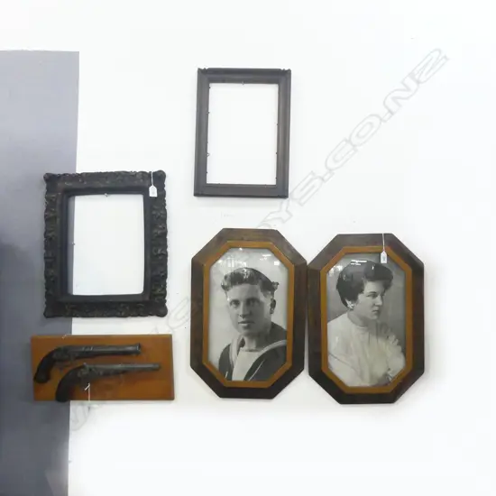 2 B/W PRINTS + 2 FRAMES LARGEST 330x250mm