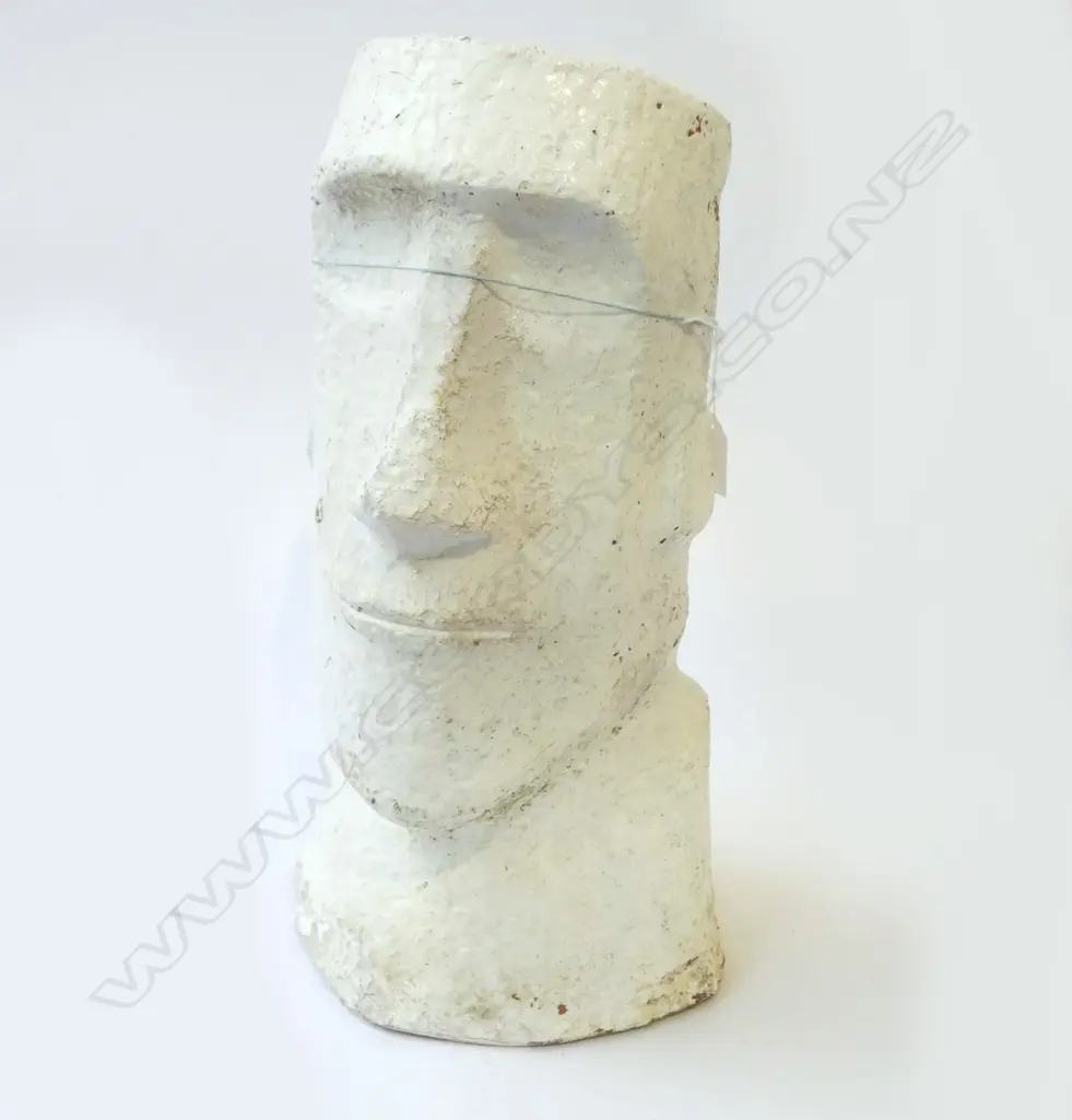 TERRACOTTA EASTER ISLAND FIGURE H.440mm Image 1++