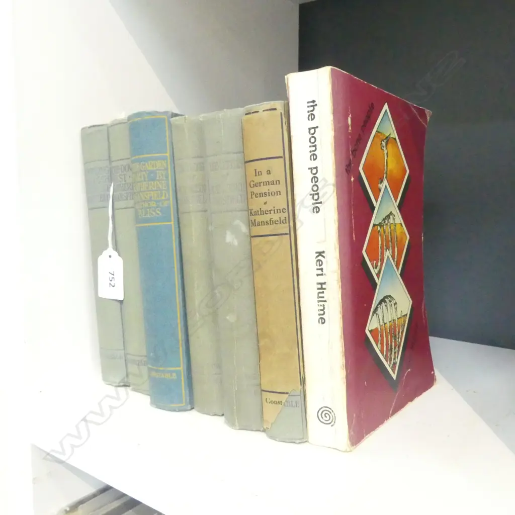 7 FIRST ED. BOOKS; 6 KATHERINE MANSFIELD (foxing) + KERI HULME BONE PEOPLE Image 1++