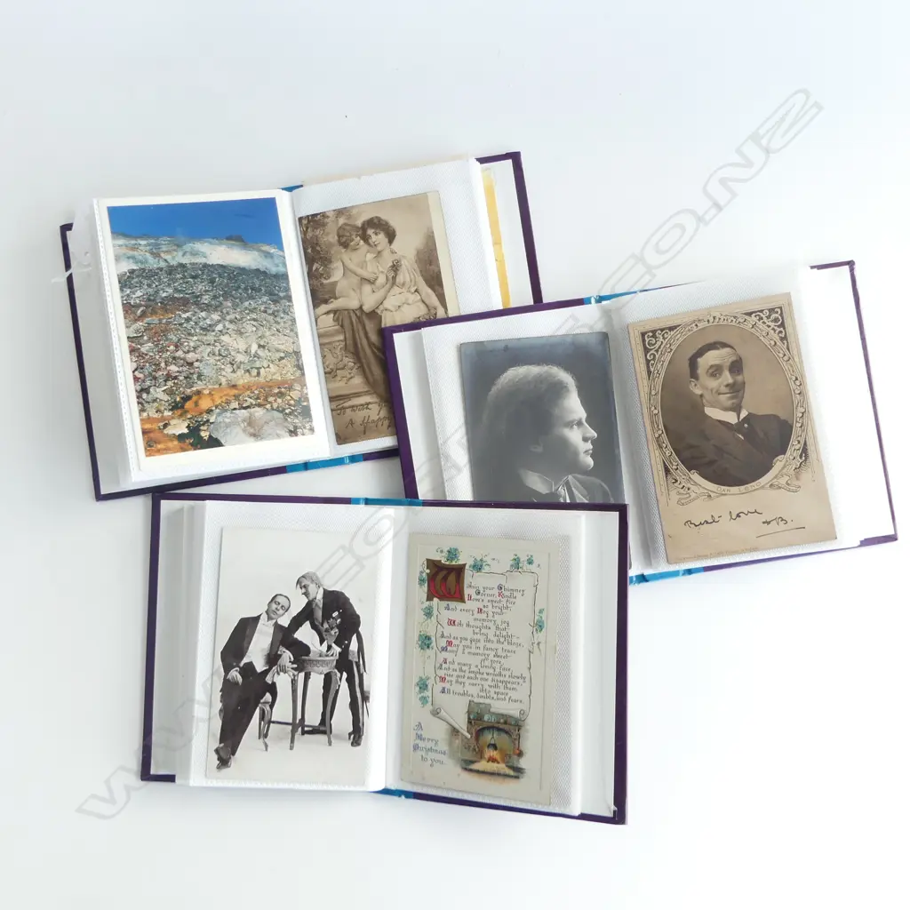 3 SMALL ALBUMS VINTAGE POSTCARDS  Image 1++