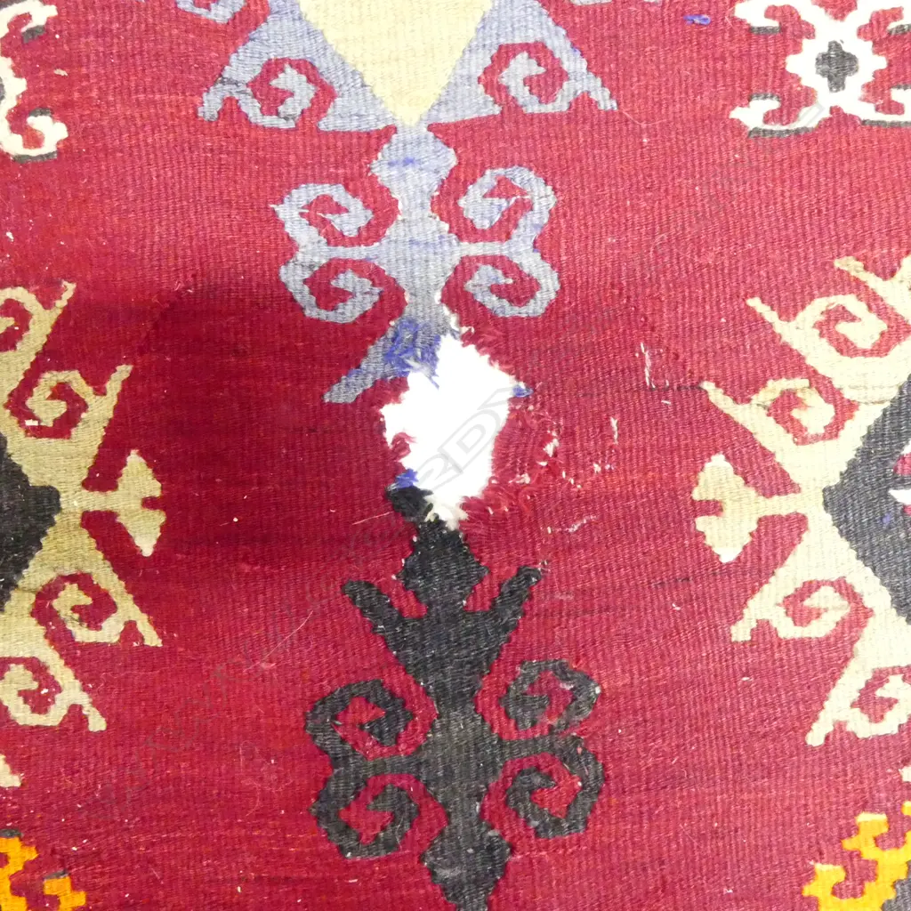 LARGE VINTAGE KELIM RUG RED BACKGROUND GEOMETRIC PAT SOME DAMAGE L3800 W2800MM Image 1++