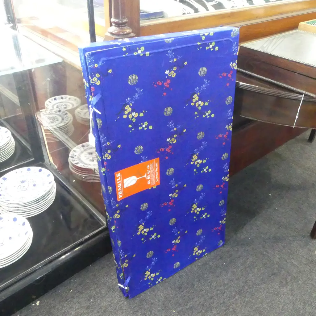 LG ORIENTAL BLUE FABRIC COVERED CASE 480x60x880mm Image 1++