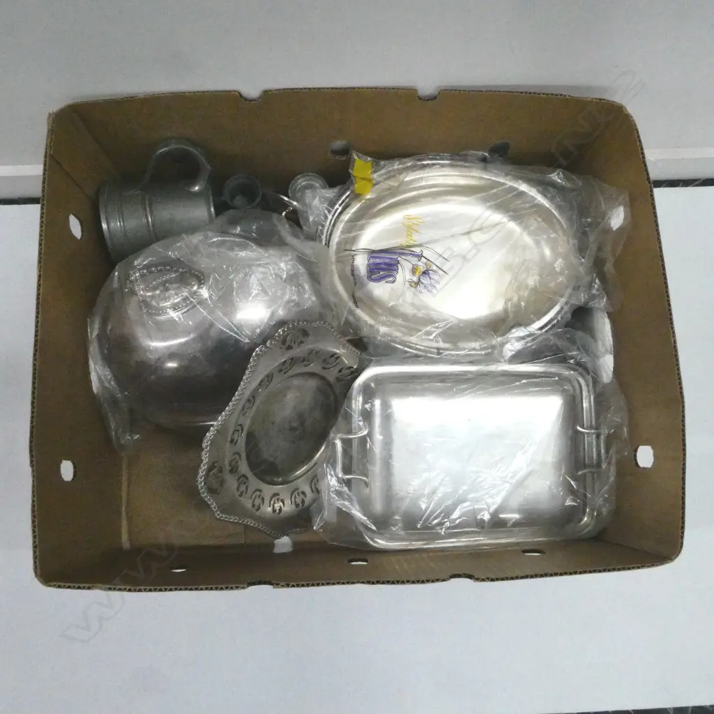 ASST. SILVER PLATE & PEWTER Image 1++