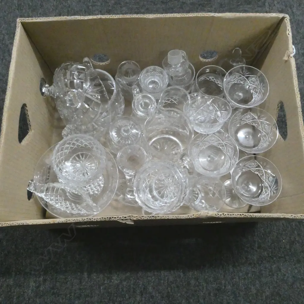 ASST. CRYSTAL INCLUDING STUART, TUDOR etc Image 1++