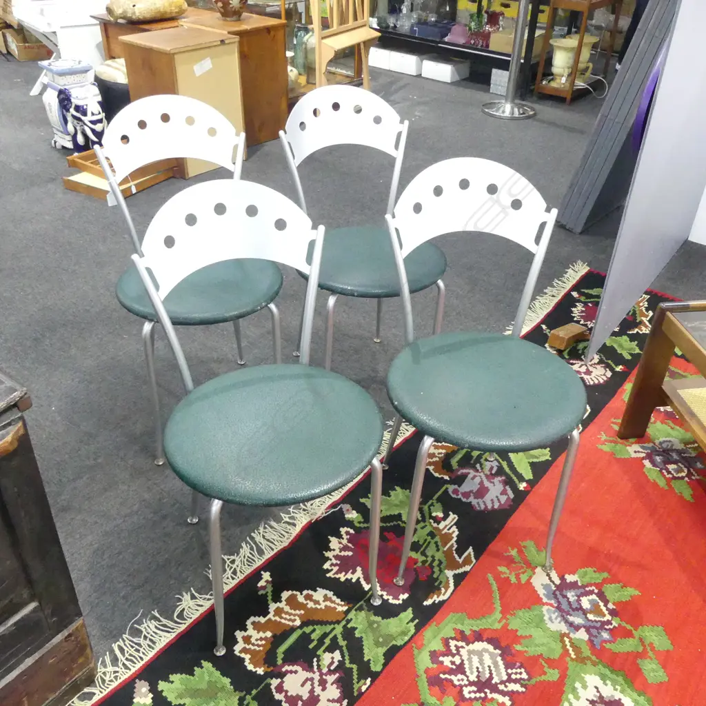SET OF FOUR VINTAGE CAVIT & Co. ITALIAN DESIGN CHAIRS  Image 1++