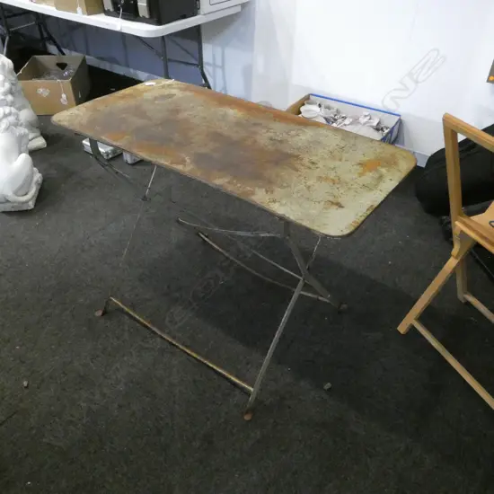    VINTAGE FRENCH HEAVY IRON FOLDING TABLE 860x960mm
