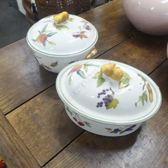 2 ROYAL WORCESTER 'EVESHAM' CASSEROLE DISHES