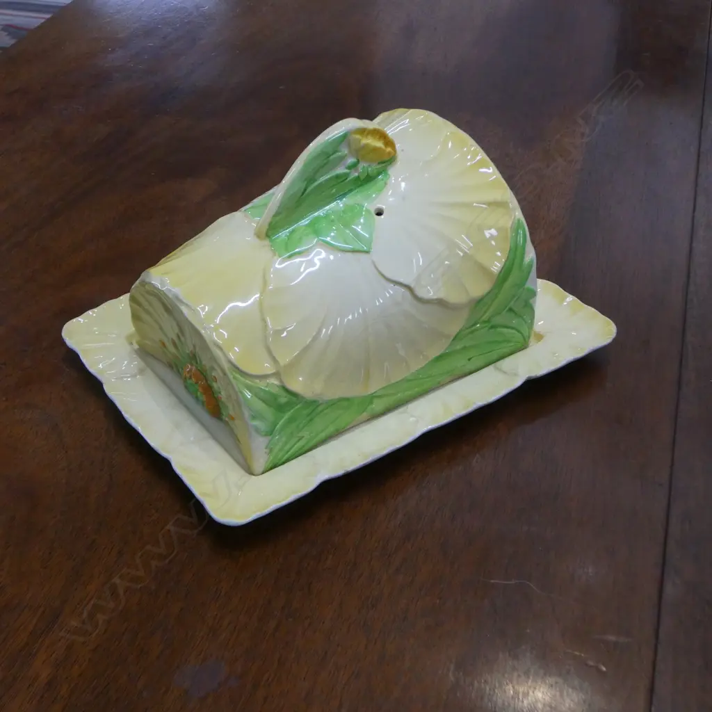 CARLTON WARE 'BUTTERCUP' CHEESE DISH Image 1++