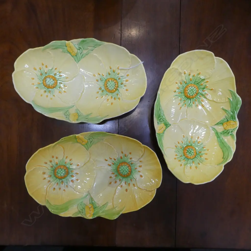 3 CARLTON WARE 'BUTTERCUP' BOWLS W.260mm Image 1++