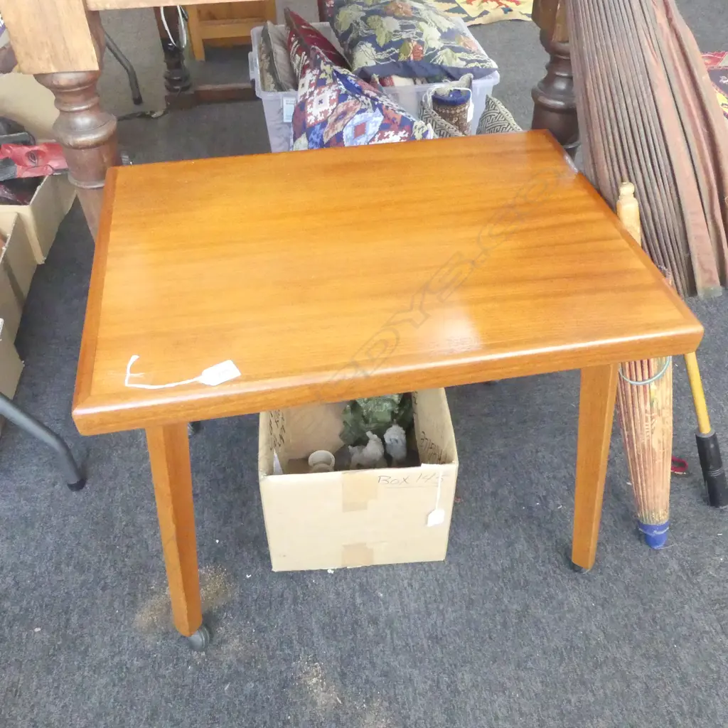 SMALL SIDE TABLE ON CASTORS 640x470x520mm Image 1++