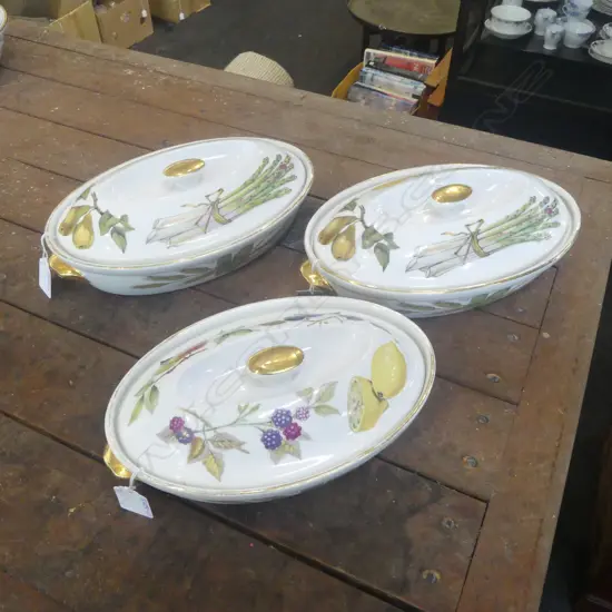 3 OBLONG ROYAL WORCESTER 'EVESHAM' CASSEROLE DISHES 