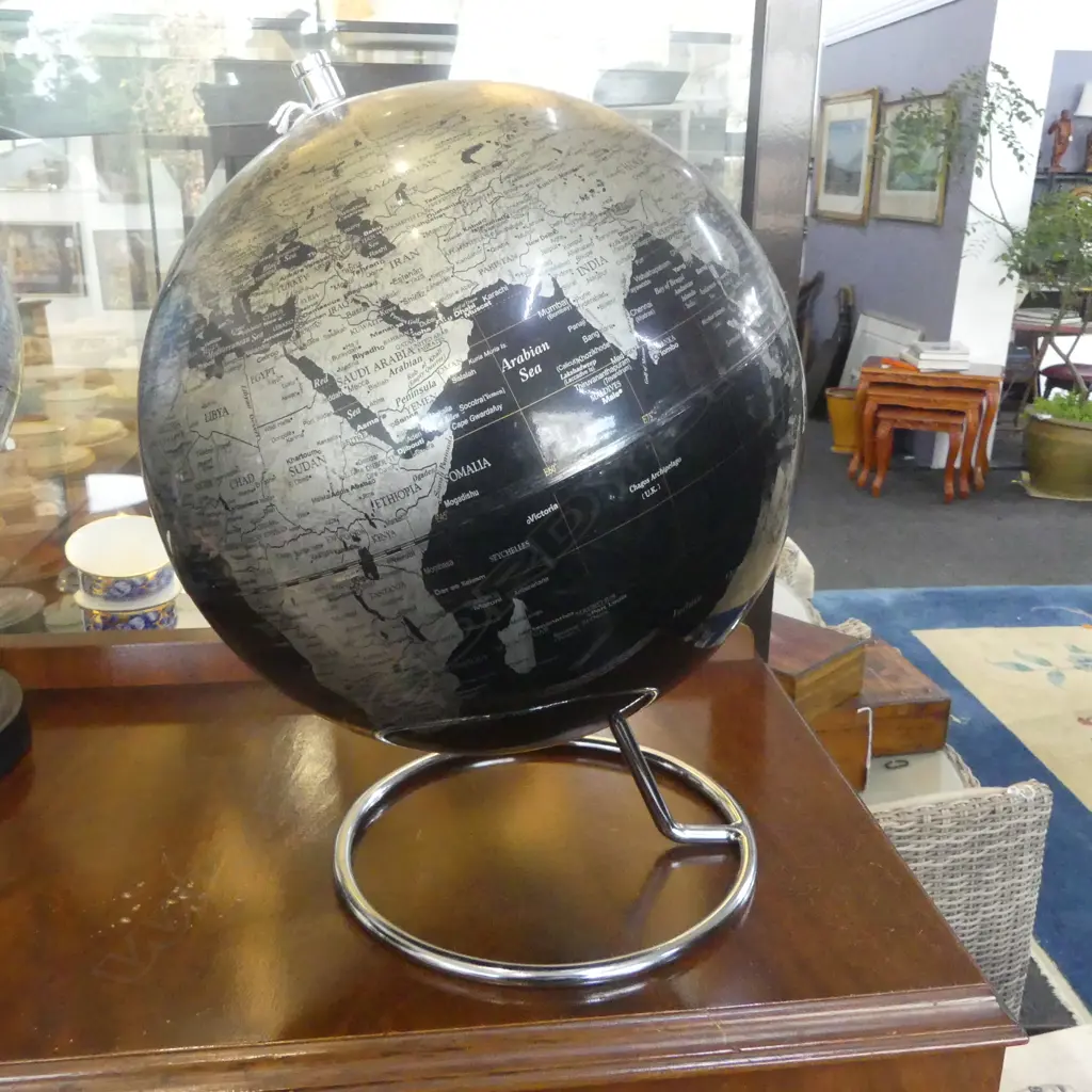 REVOLVING WORLD GLOBE ON CHROME STAND  Image 1++