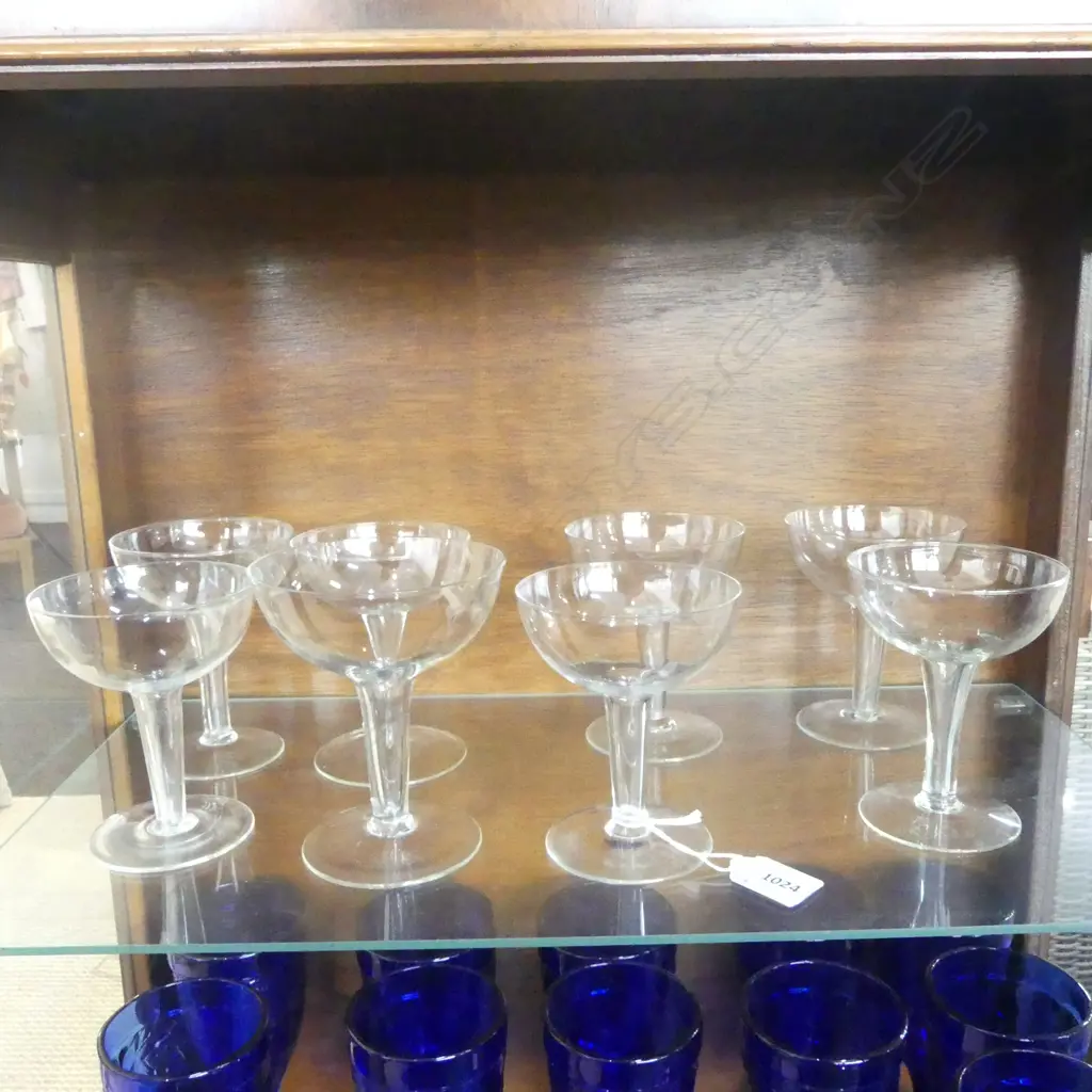 8 HOLLOW STEM CHAMPAGNE GLASSES H.130mm Image 1++