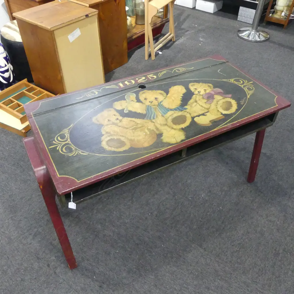 TEDDY BEAR DESK (EX SMITH & CAUGHEY) 1000 x 510 x 610mm. Image 1++