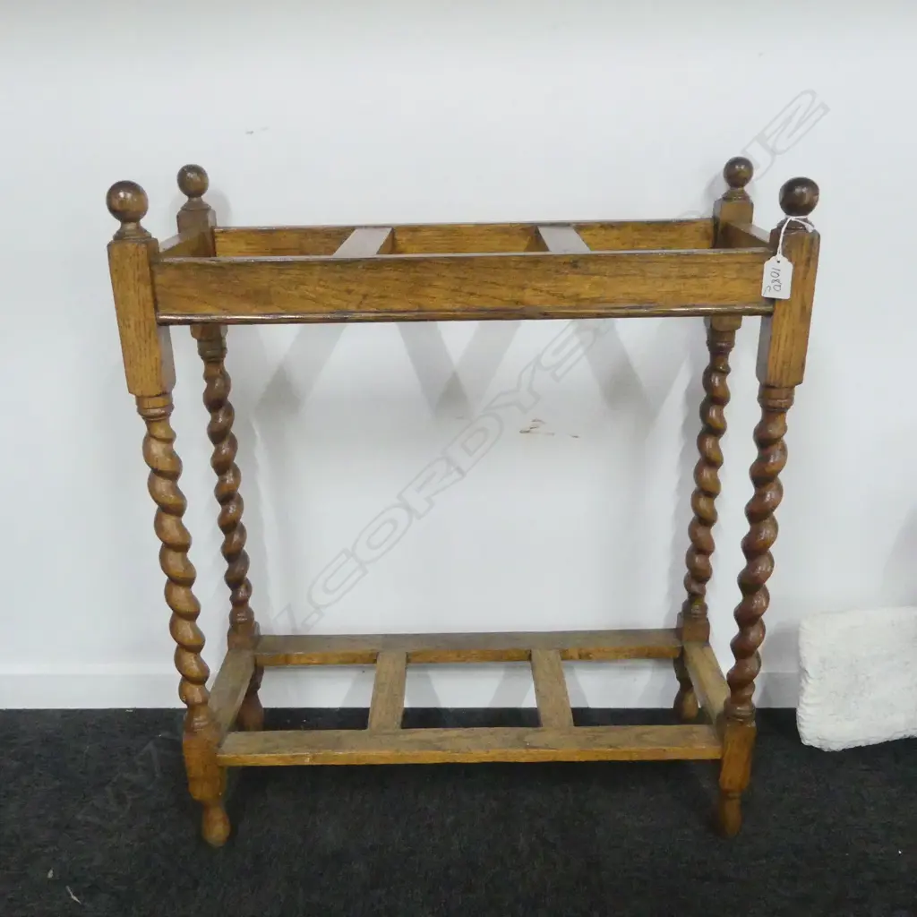 OAK BARLEY TWIST UMBRELLA STAND 235x600x710mm Image 1++