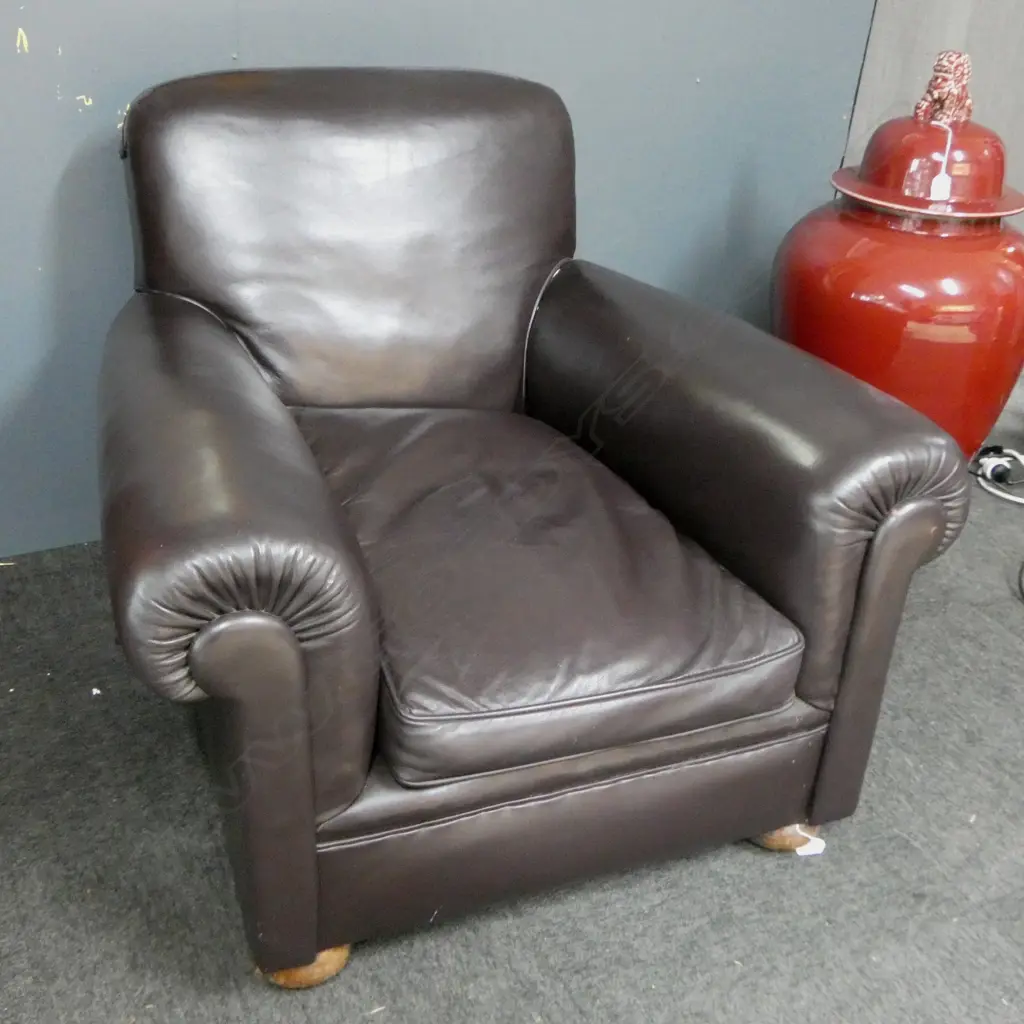 VINTAGE LEATHER CLUB ARMCHAIR 870x90x800mm Image 1++