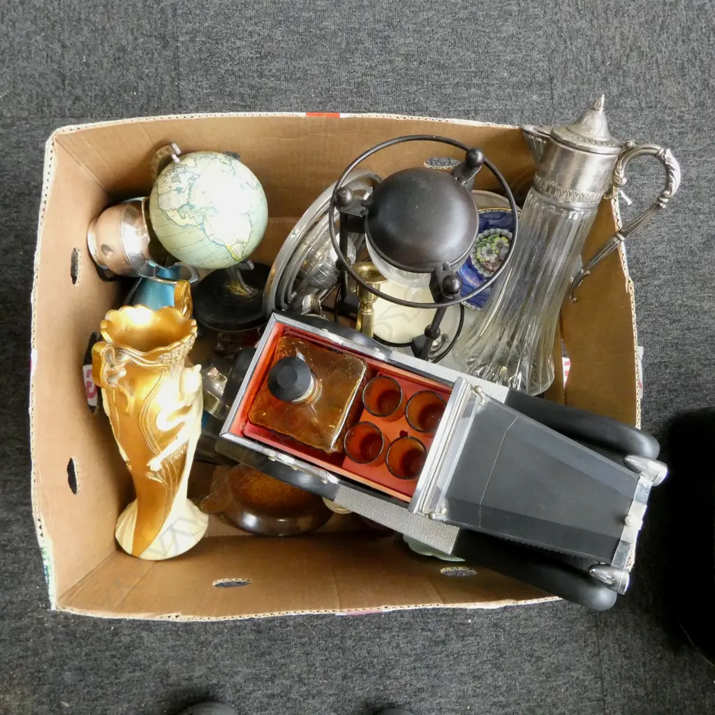 BOX OF ASST. COLLECTABLES  Image 1++