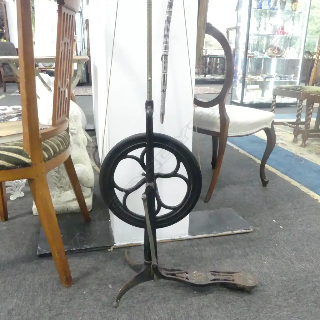 ANTIQUE DENTISTS DRILL, FOOT OPERATED H.1400mm Image 1++