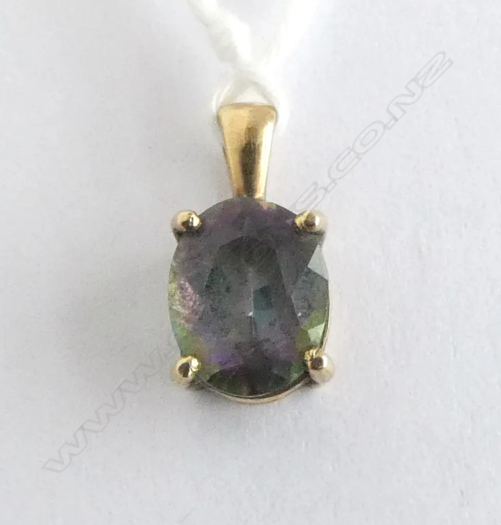 9ct GOLD & COLOURED GEMSTONE PENDANT 1.77gms Image 1++