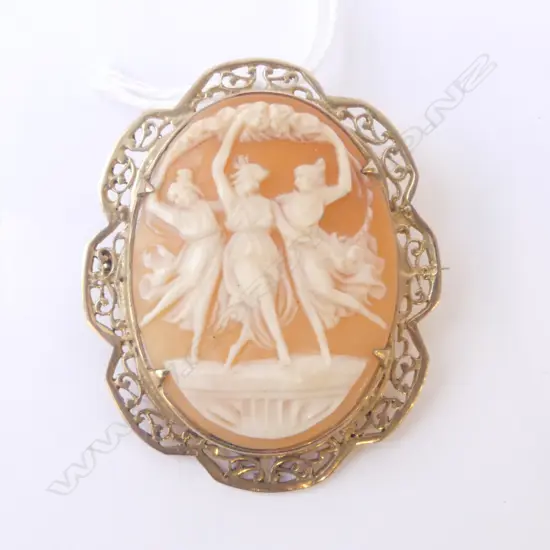 9ct GOLD FANCY FRAMED CAMEO BROOCH the 3 graces 10.6gms
