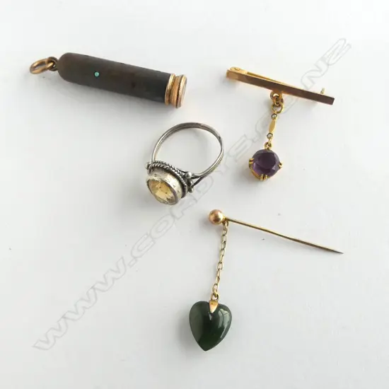 3 OLD JEWELLERY PCES + PROPELLING PENCIL. 'FNS' BAR with gold drop & amethyst + gold pounamu pin + silver ring