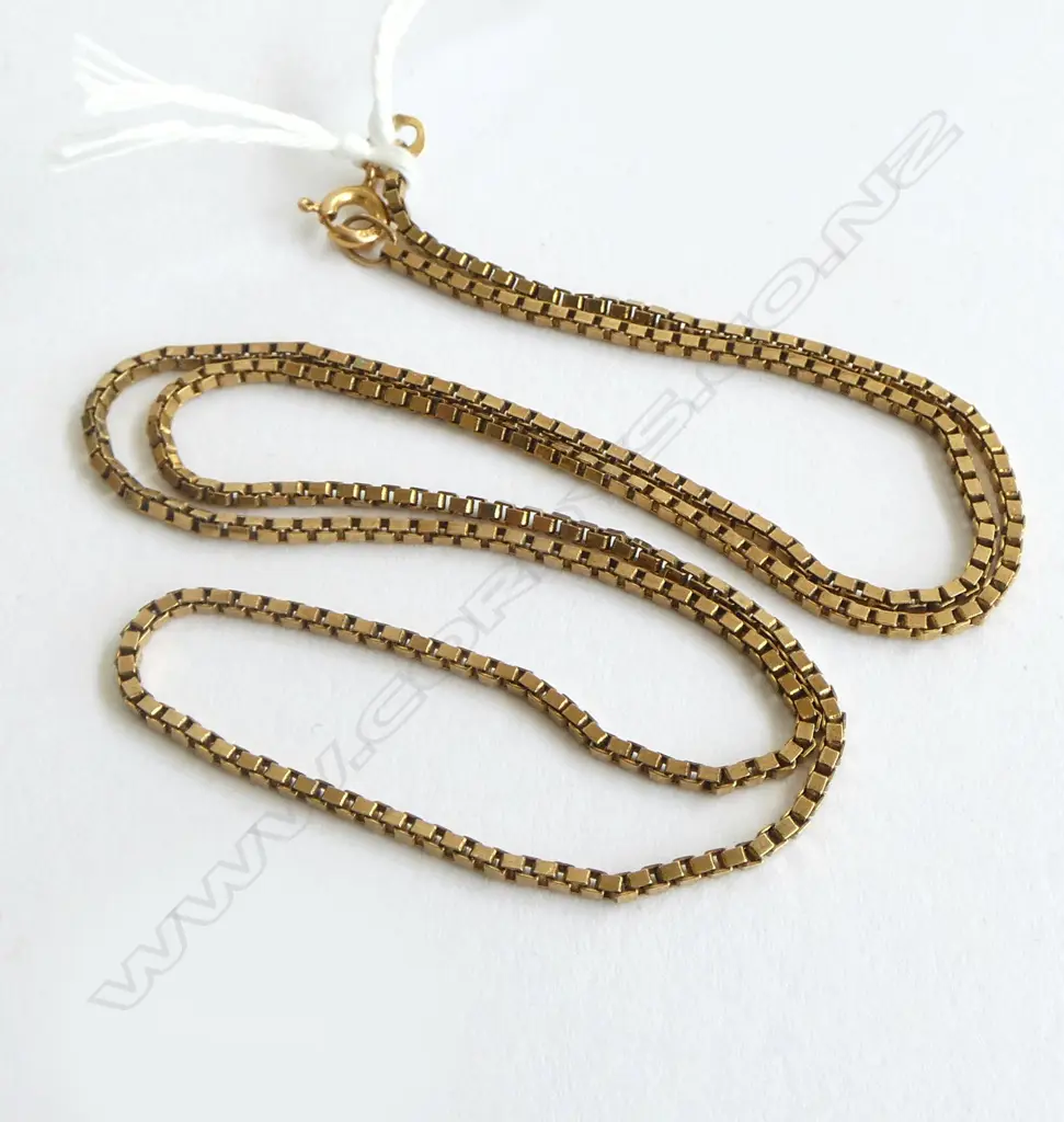 9ct GOLD BOX LINK NECK CHAIN L.450mm 5gms Image 1++