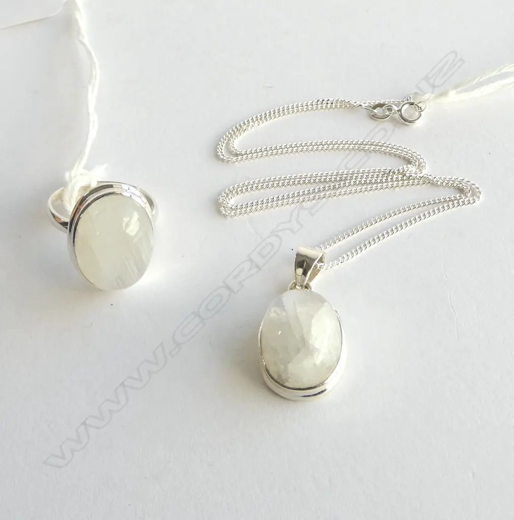 SILVER SET RAINBOW MOONSTONE on SILVER CHAIN w MATCHING RING Image 1++
