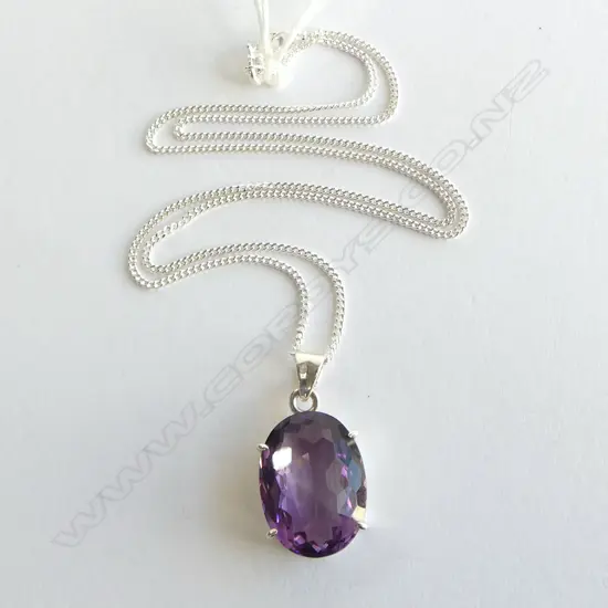 SILVER SET AMETHYST on SILVER CHAIN
