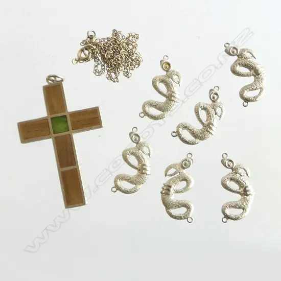 STG SILVER CROSS PENDANT by RUSSELL MURPHY + 7 STG TANIWHA CHARMS