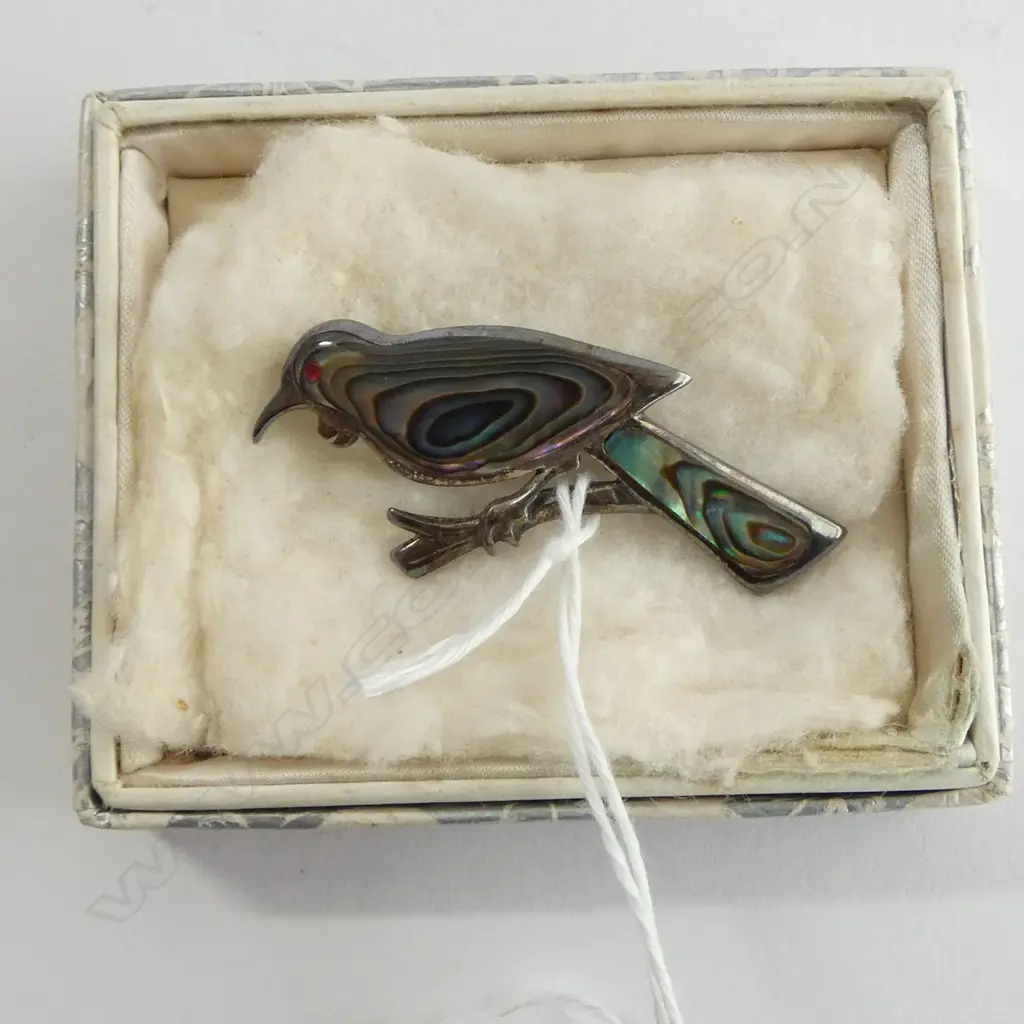 VINTAGE c.1960's NZ 'MASTERCRAFTS' SILVER & PAUA TUI BROOCH AS NEW Image 1++