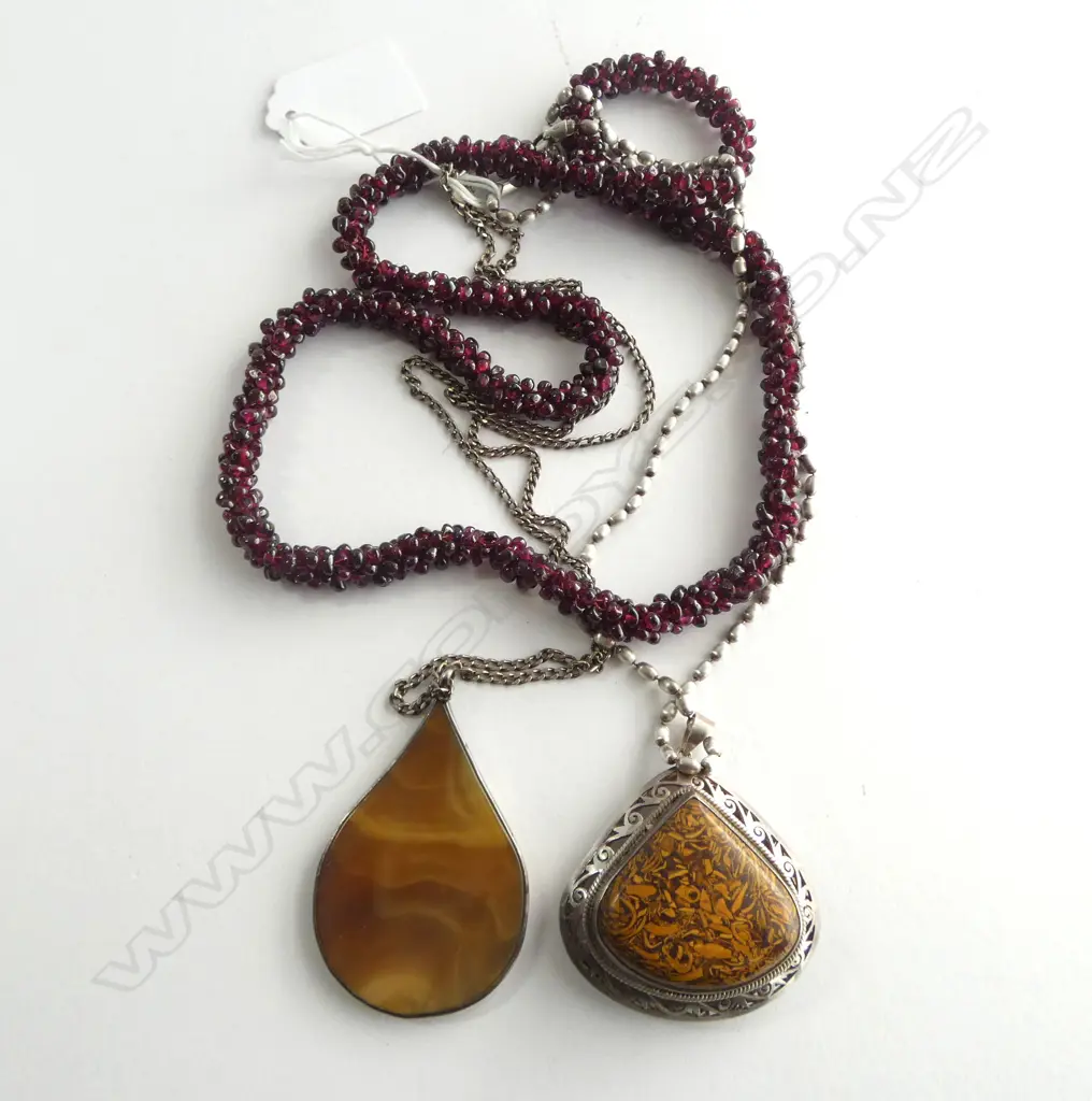 3 NECKLACES, 1 SILVER, 1 GARNET Image 1++