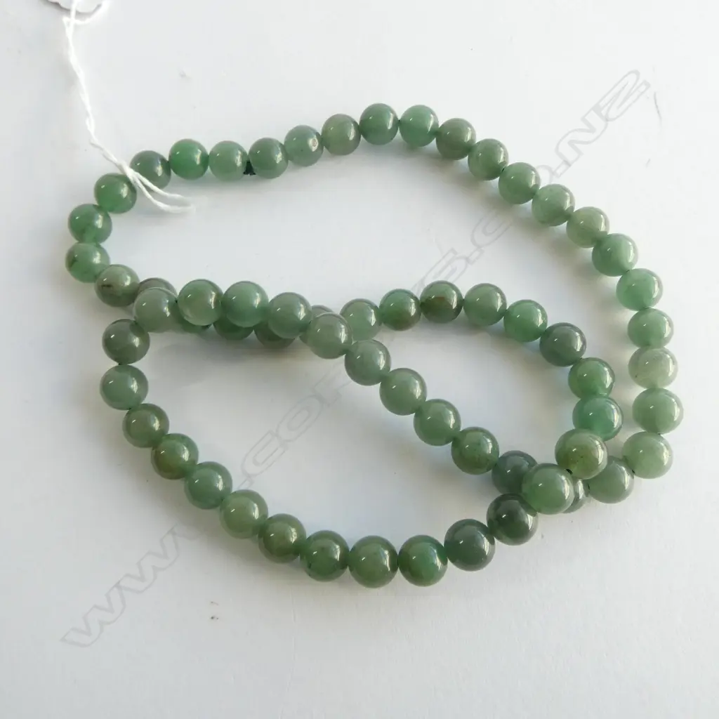MOSS GREEN JADEITE BEAD NECKLACE, L.600mm Image 1++