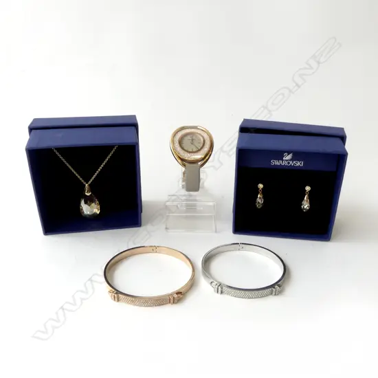 ASST. SWAROVSKI JEWELLERY, LADIES WRISTWATCH, 2 BRACELETS & BOXED EARRINGS & NECKLACE