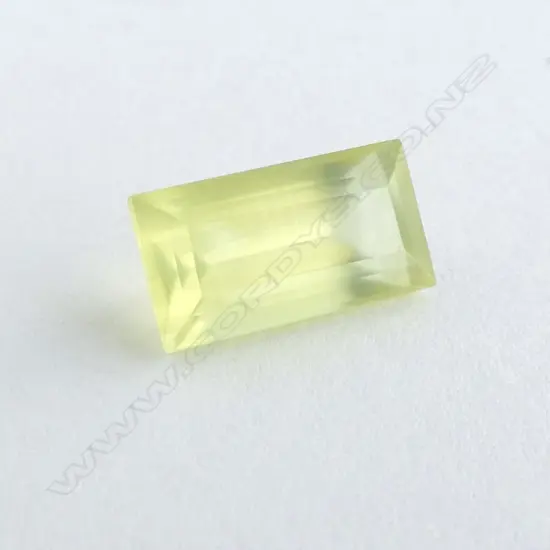 UNSET STONE -PREHNITE