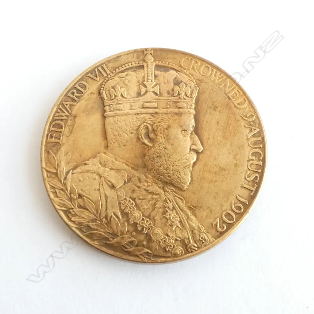 EDWARD VII 1902 ALEXANDRA QUEEN CONSORT COIN 81gms. Dia.55mm. Image 1++