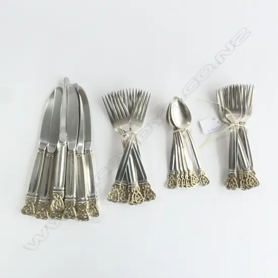 TOWLE STERLING SILVER 'CELTIC WEAVE' PATTERN 30pce CUTLERY SET 1035gms excluding knives...