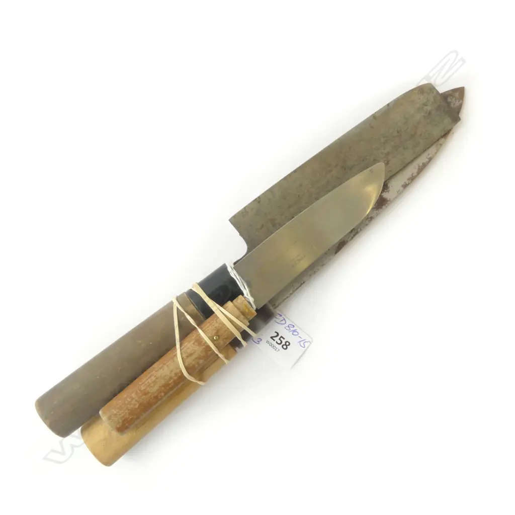 3 VINTAGE JAPANESE QUALITY STEEL CHEFS KNIFES all with maker's marks to blades longest 310mm Image 1++