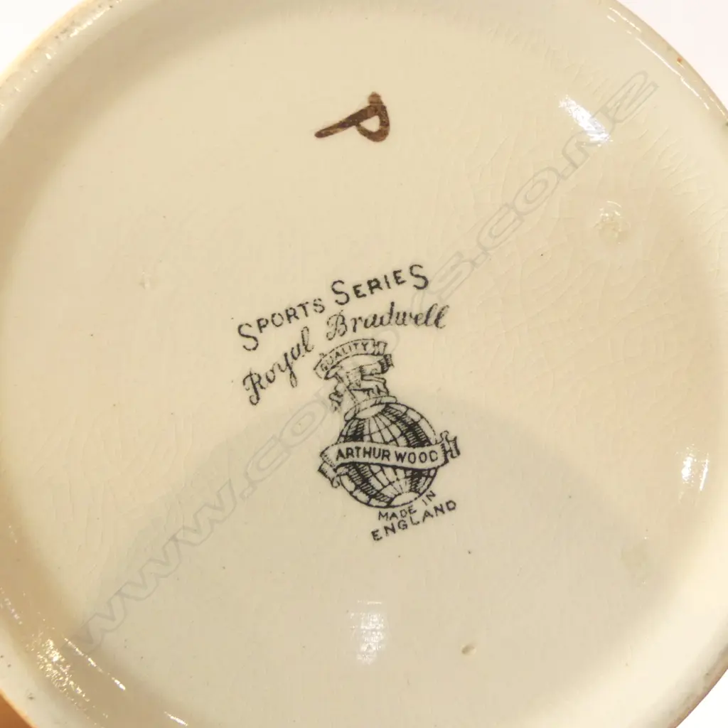 FIVE UK VINTAGE SPORTS TANKARDS GOLF, TENNIS, RUGBY, BOWLS, ROYAL BRADWELLL ETC, H.120MM-130MM Image 1++