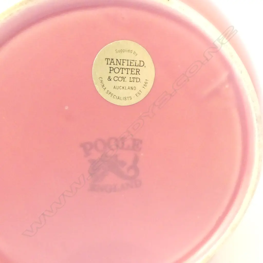 LARGE POOLE MID CENTURY DEEP PINK POTTERY VASE, EX TANFIELD POTTER, H.260MM Image 1++