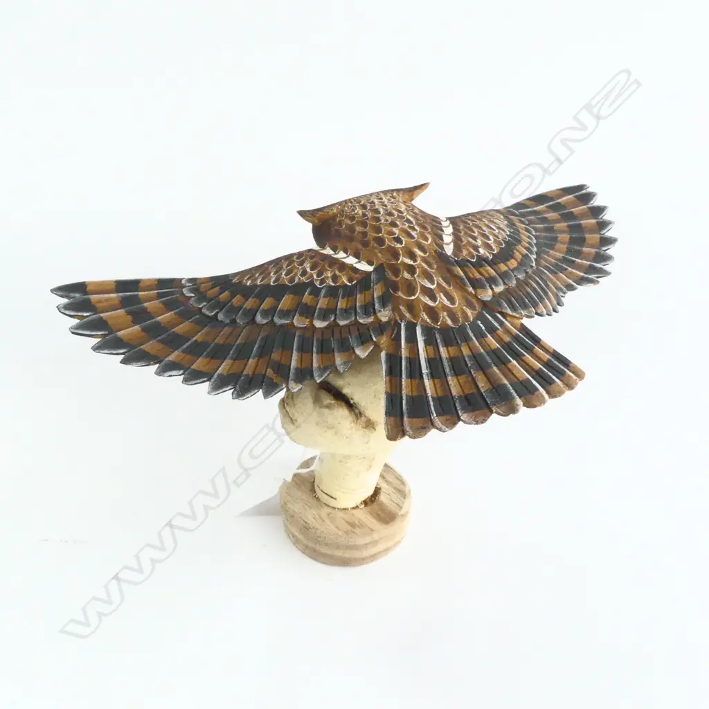 FINELY CARVED & PAINTED WOOD FLYING OWL on WOOD ROSE (Dactylanthus taylorii) STAND. W.300mm Image 1++